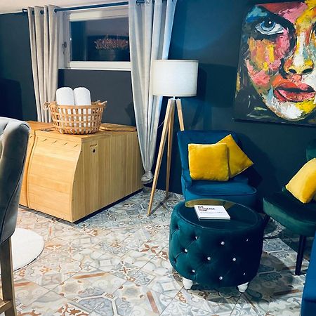 Rooms & Apartment Zala Airport Shuttle Option Церклье-на-Гореньскем Экстерьер фото